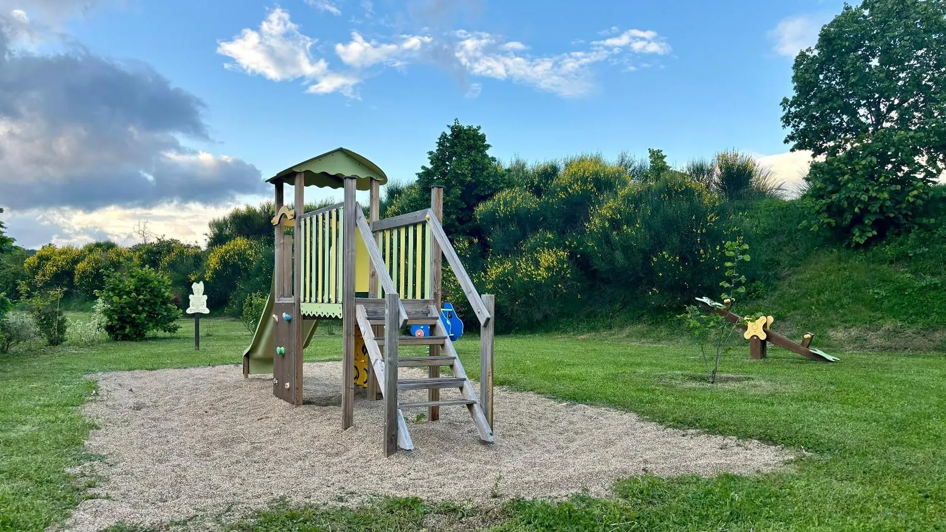 Camping Onlycamp Pierre & Sources Volvic Frankrike